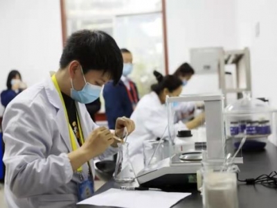 ��˾����(hu��)�M�������ӵڰˌá��䓱����I(y��)���ܸ�(j��ng)ِ