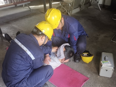 ꖘO�ֹ�˾����܇�g��ý�r���M�_չ�ߜ����(y��ng)���ݾ�