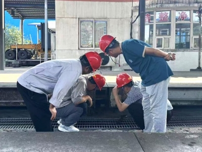 �|�zӋ�������_չ��܇������׌�헙z��